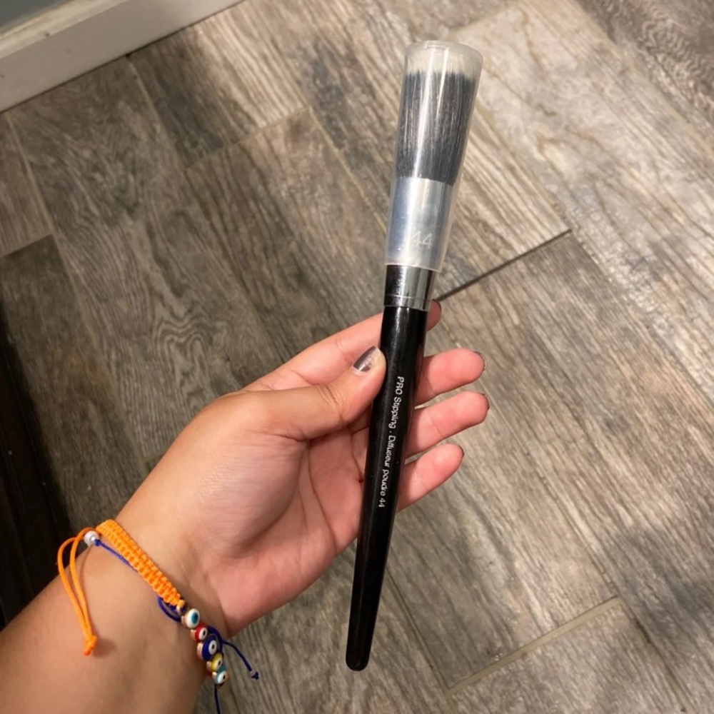 Sephora number 44 makeup brush